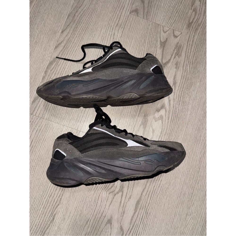 Yeezy boost Vanta V2
